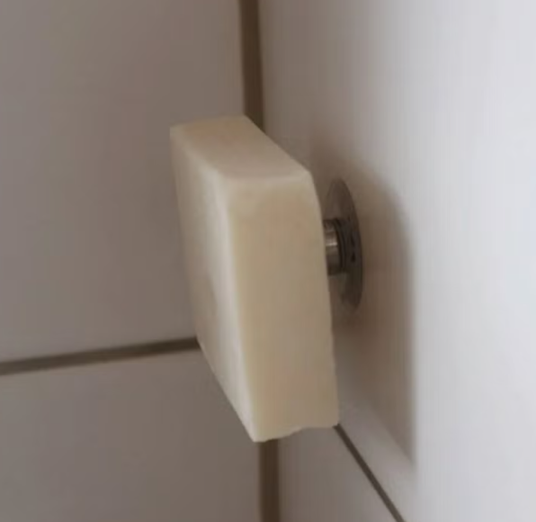 JABONERA MAGNÉTICA 4 JABONERA MAGNÉTICA